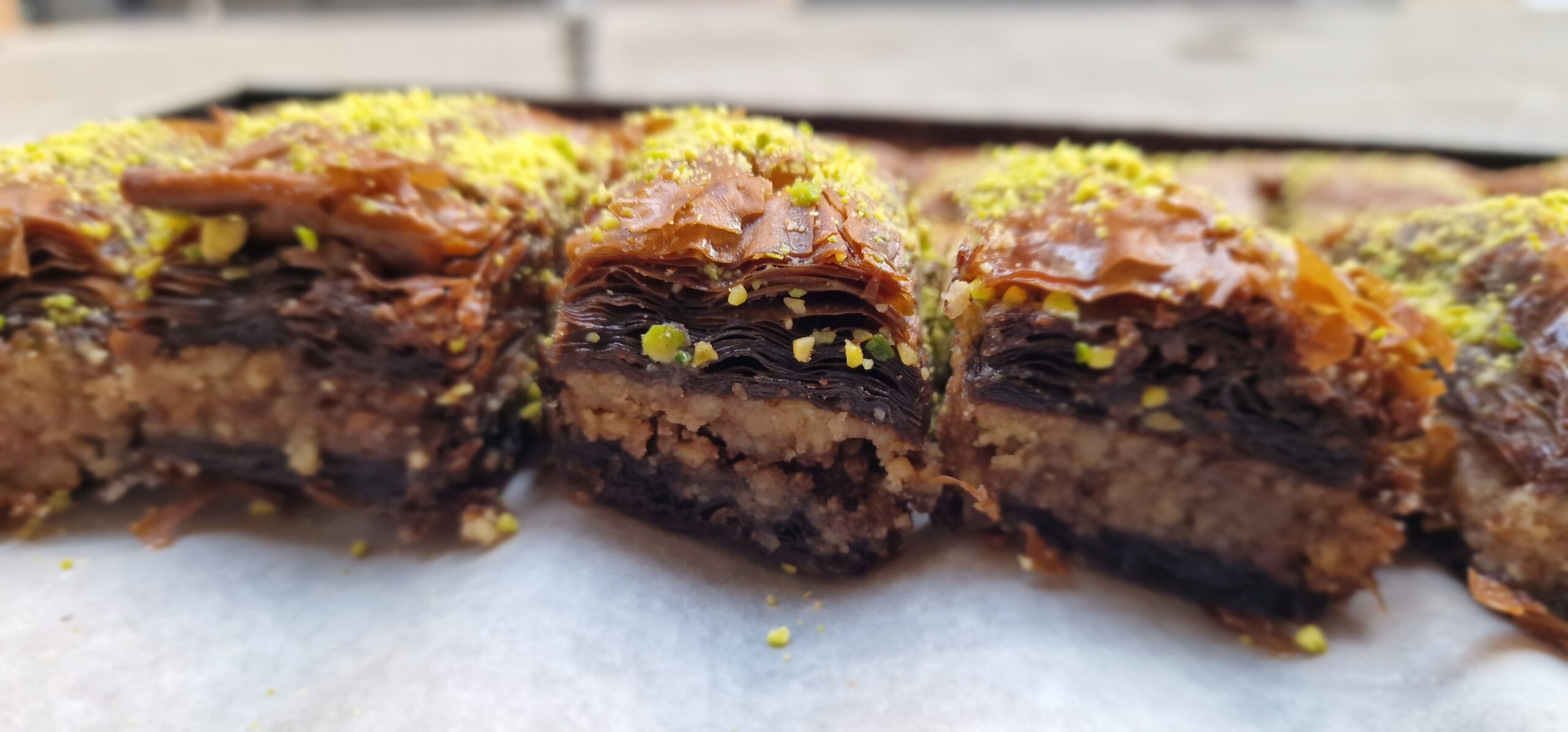 Baklawa de nueces y canela